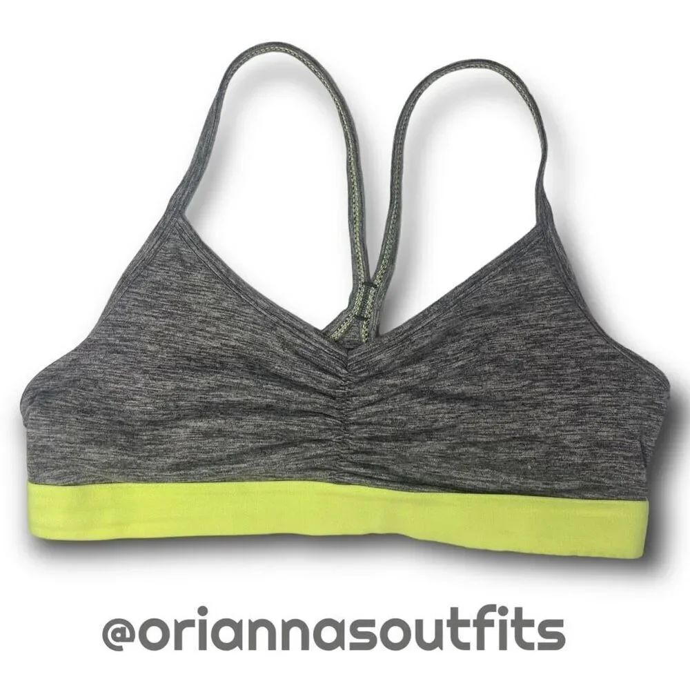🔥4/$25 Old Navy Active Women’s Light Support Ruched Sports Bra Heather Gray Neo
